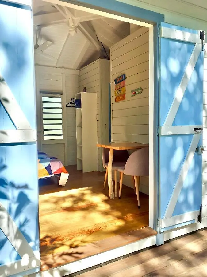 Guest house Le Surf Lodge, Chambre Avec Vue Mer Dans Un Ecrin De Verdure Deshaies Guadeloupe